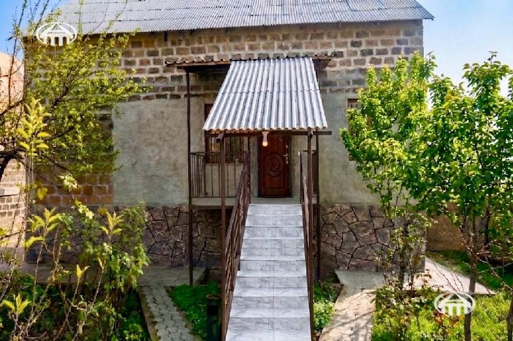 Mansion · 2 rooms · 124 m² · Djrvej