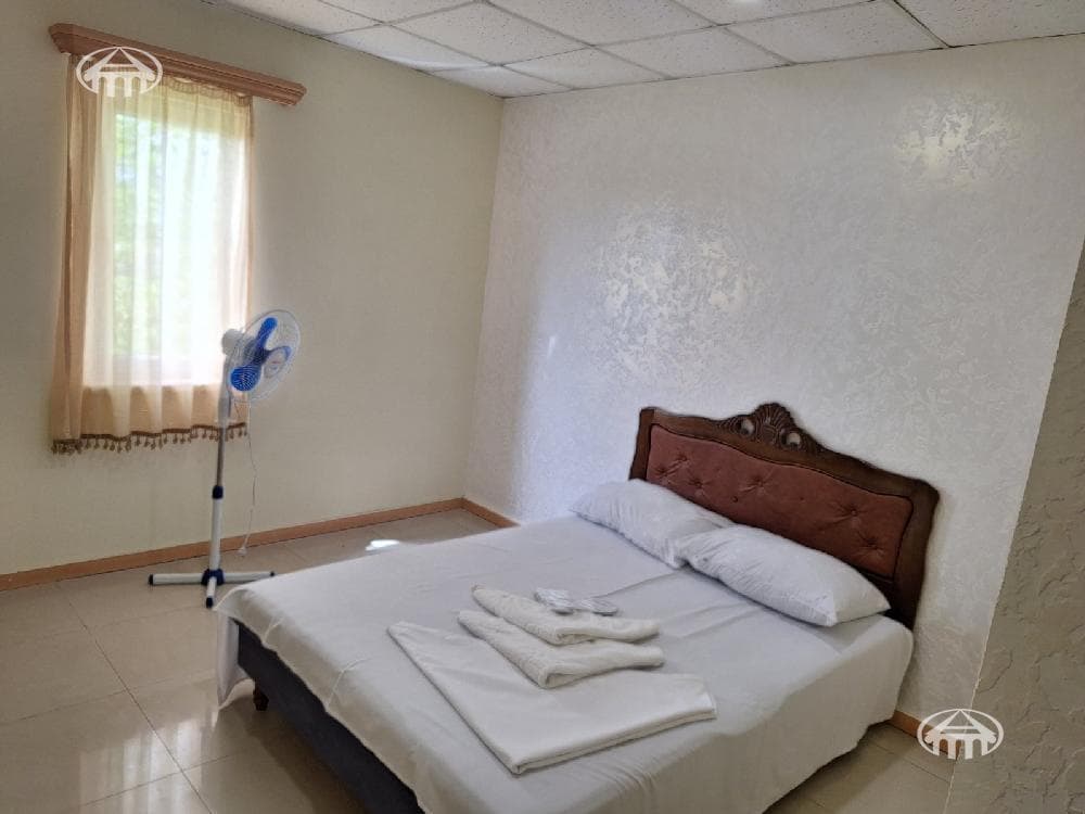 Hotel · 310 m² · Geghadir