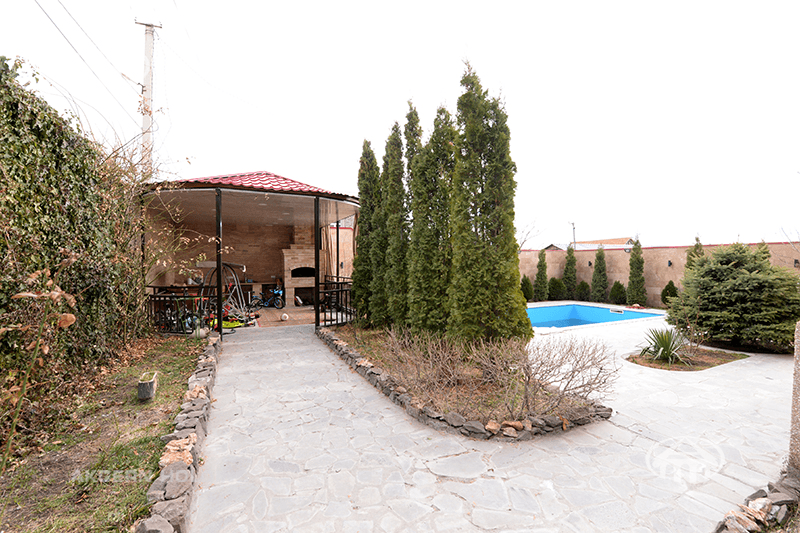 Mansion · 6 rooms · 400 m² · Nor Nork