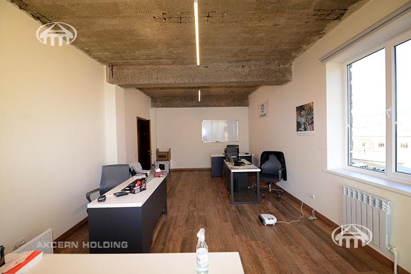 Office · 660 m² · Kentron