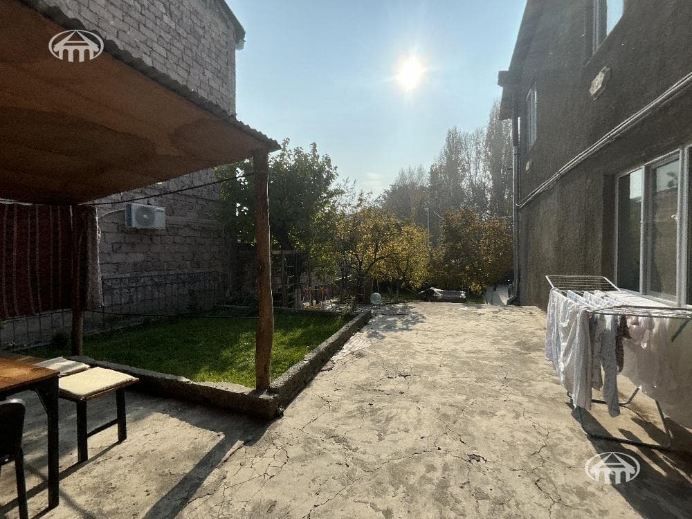 Office · 141 m² · Arabkir