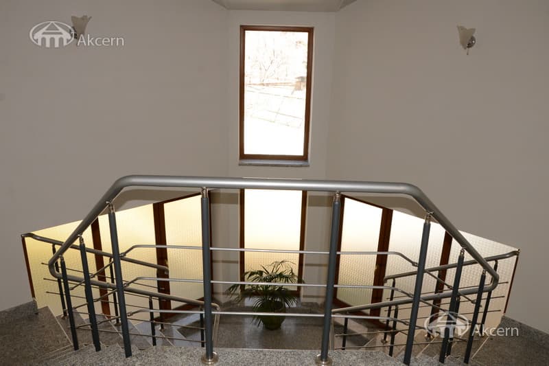 Особняк · 5 комн. · 300 м² · Арабкир