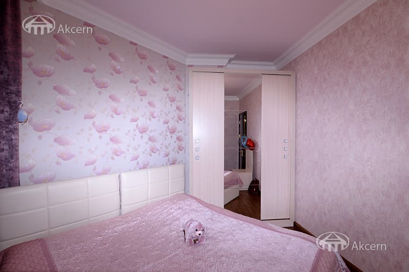 Apartment · 3 rooms · 108 m² · Kentron