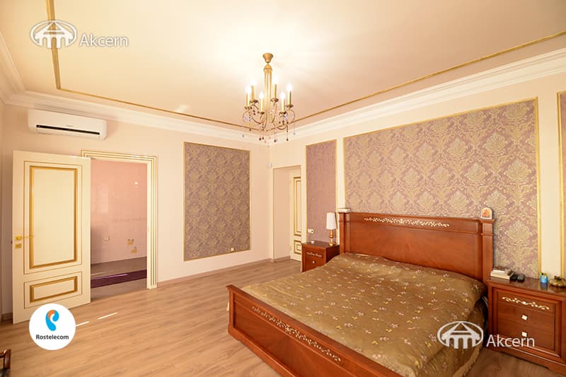 Առանձնատուն · 8 սեն. · 596 մ² · Արաբկիր