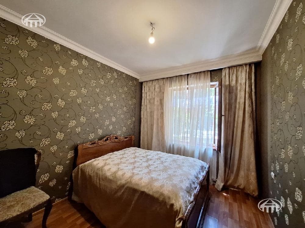 Квартира · 4 комн. · 91 м² · Давташен
