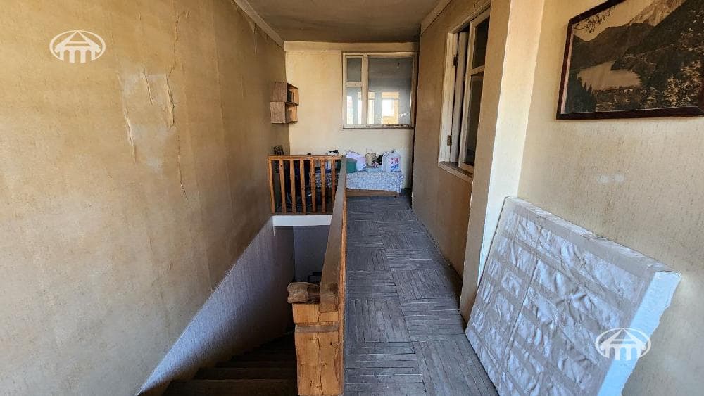 Дом · 6 комн. · 371 м² · Эребуни