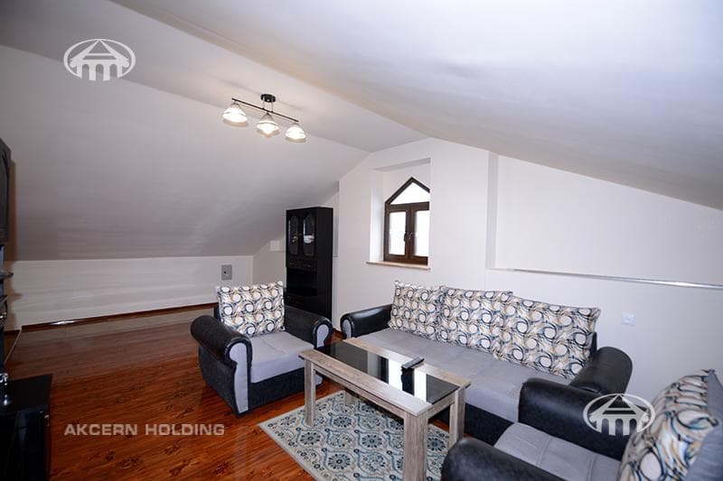 Mansion · 4 rooms · 220 m² · Zovuni