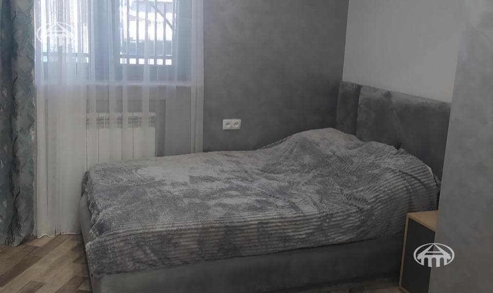Apartment · 5 rooms · 172 m² · Arabkir