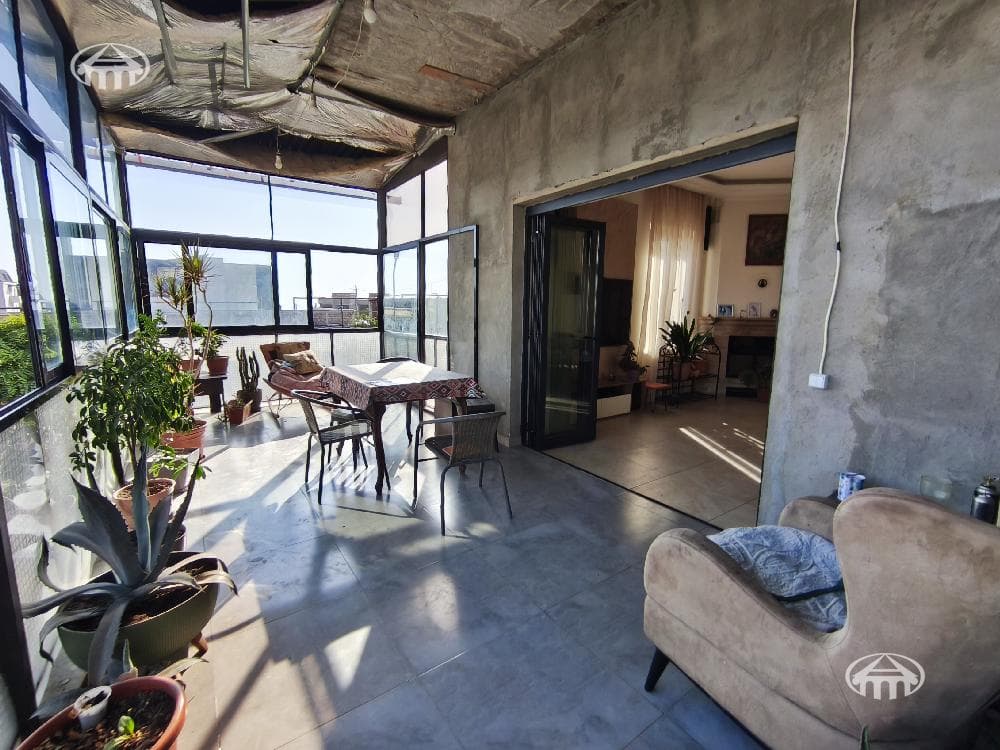 Mansion · 5 rooms · 262 m² · Jrvej