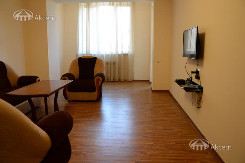 Apartment · 2 rooms · 59 m² · Kentron