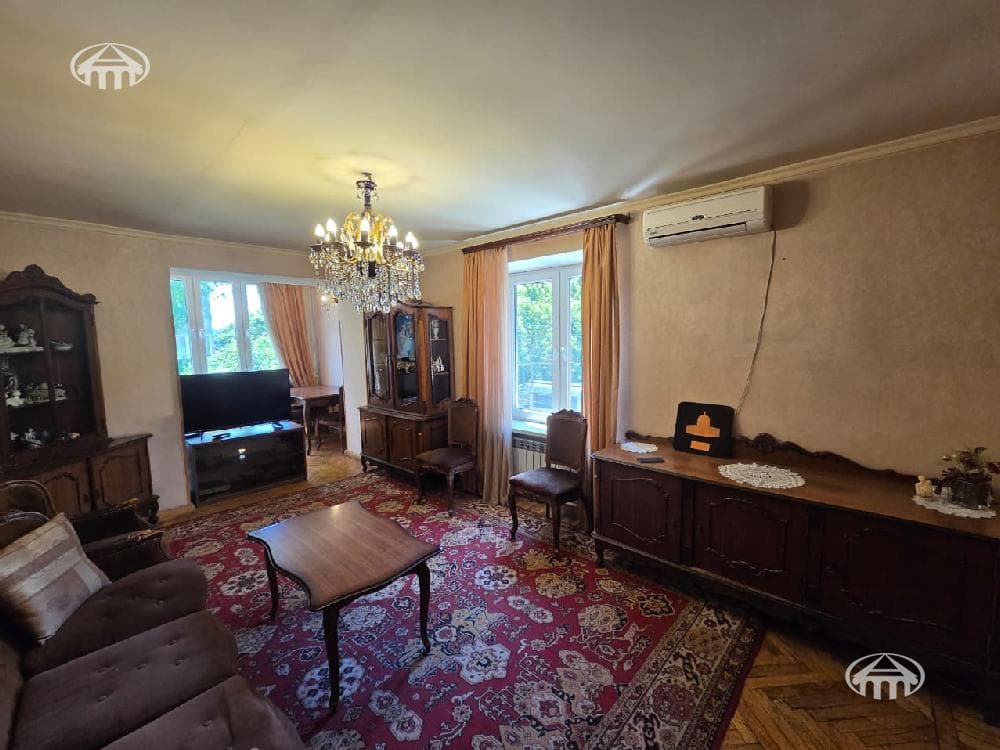 Квартира · 3 комн. · 75 м² · Кентрон