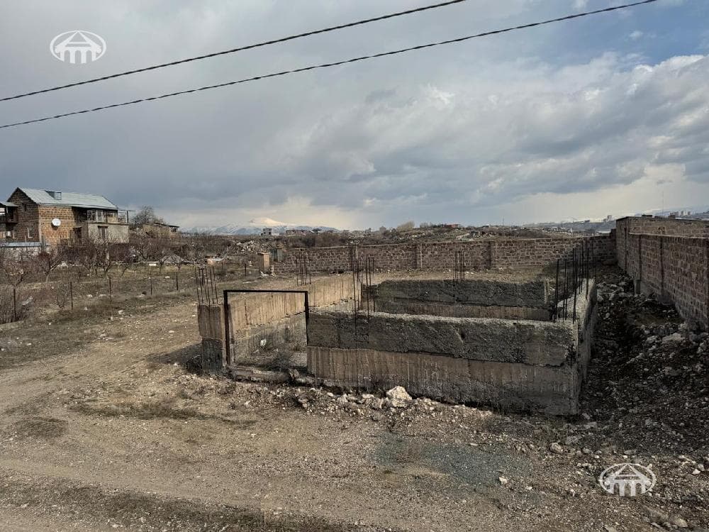 Участок · 700 м² · Канакераван