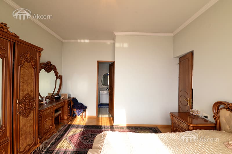 Особняк · 7 комн. · 362 м² · Малатия-Себастия