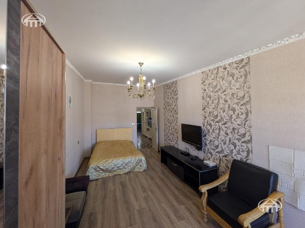 Квартира · 4 комн. · 134 м² · Кентрон