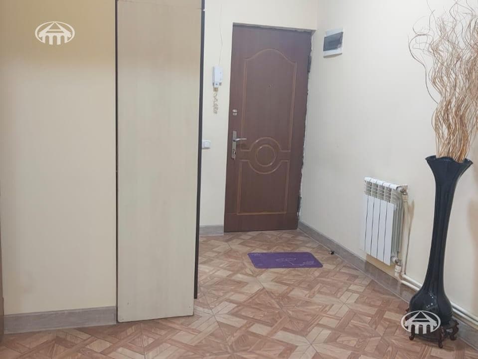 Квартира · 3 комн. · 75 м² · Давташен
