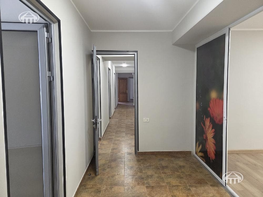Офис · 270 м² · Арабкир