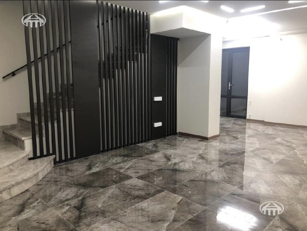 Особняк · 220 м² · Арабкир