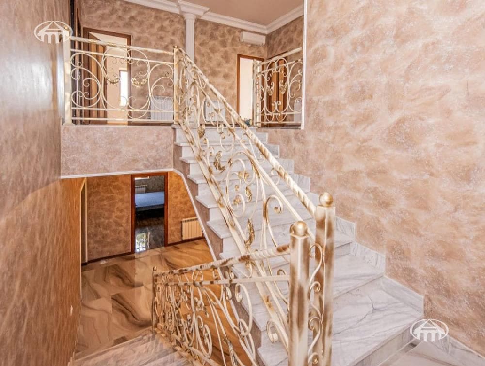 Особняк · 367 м² · Нор Ерзнка