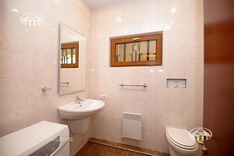 Country house · 4 rooms · 289.5 m² · Dzoraghbyur