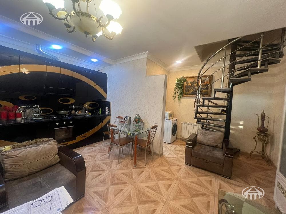House · 3 rooms · 70 m² · Kanaker-Zeytun