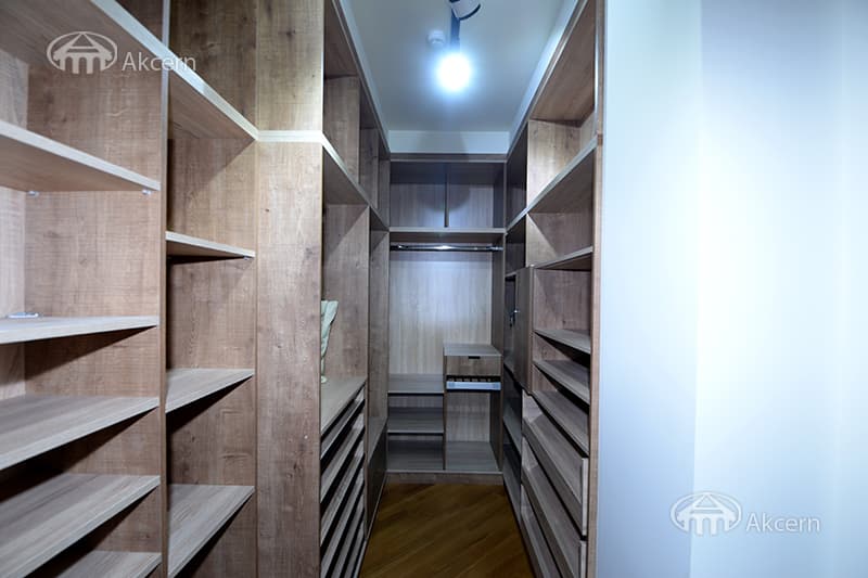 House · 5 rooms · 500 m² · Ajapnyak