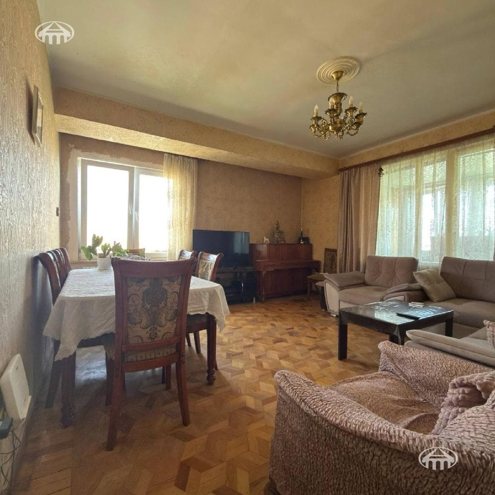 Квартира · 3 комн. · 76 м² · Арабкир