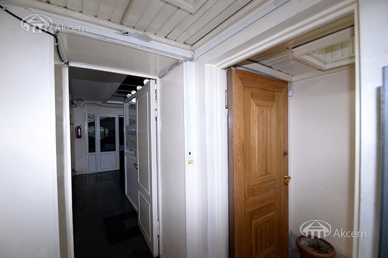 Office · 254 m² · Arabkir