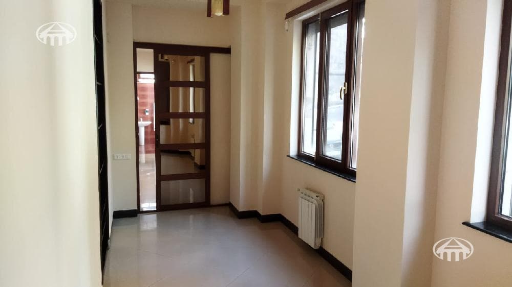 Office · 100 m² · Arabkir