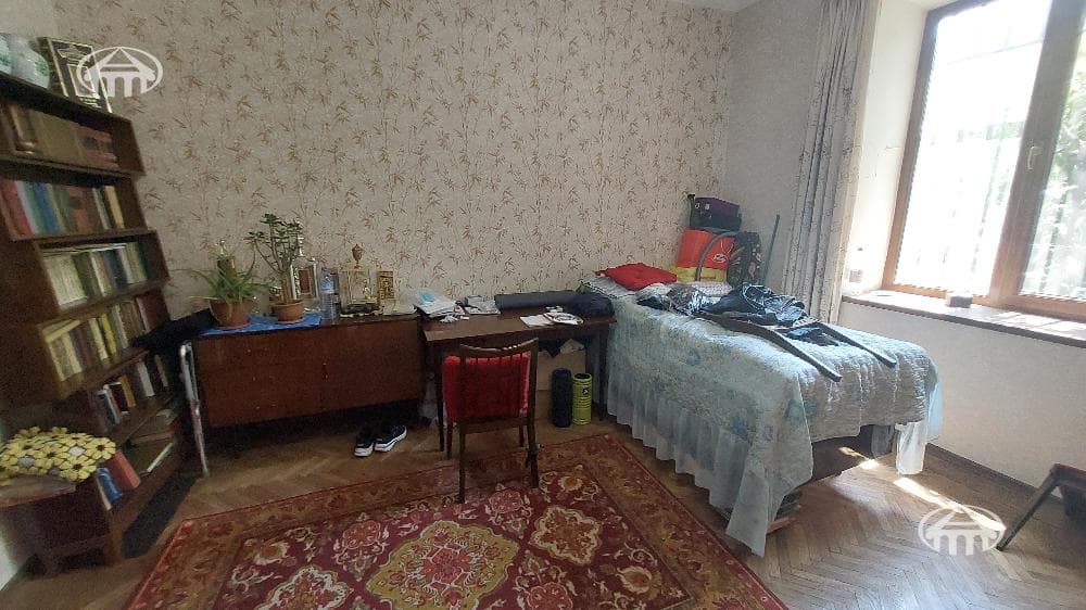 Apartment · 5 rooms · 118 m² · Kentron