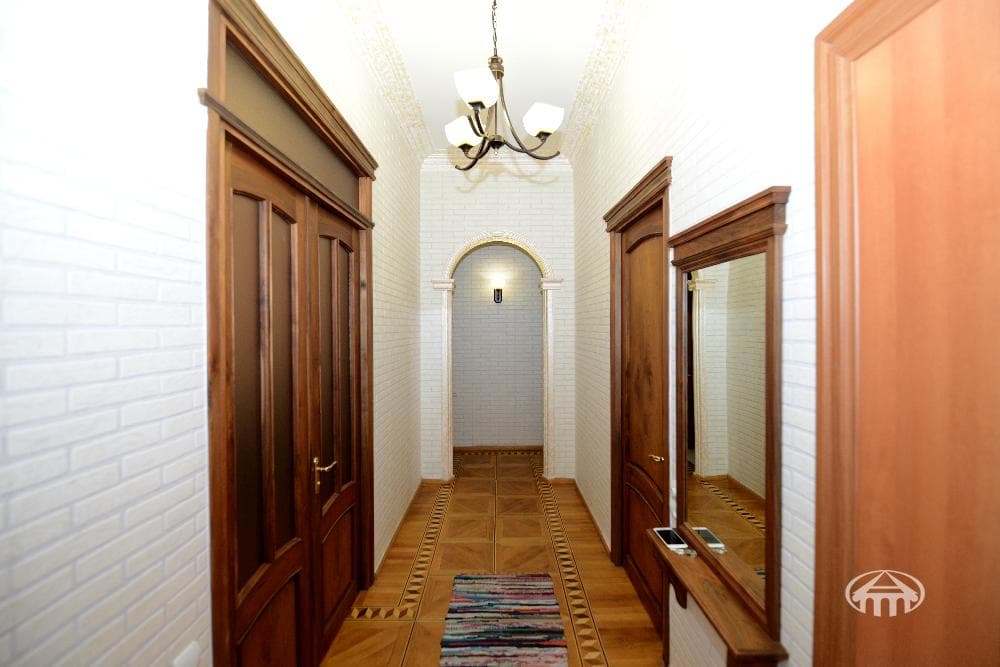 Квартира · 3 комн. · 89 м² · Шенгавит