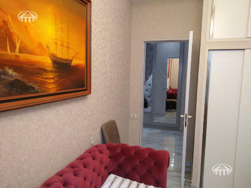 Apartment · 3 rooms · 82 m² · v. Arinj