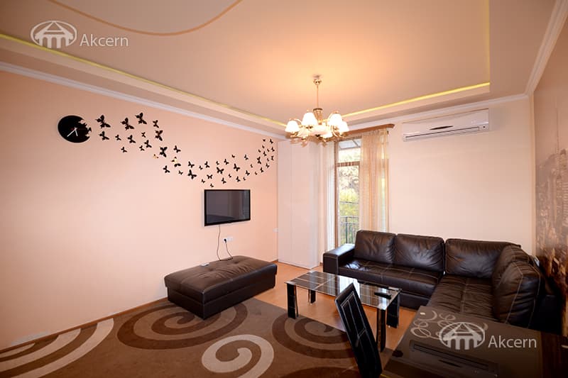 Apartment · 2 rooms · 58 m² · Kentron