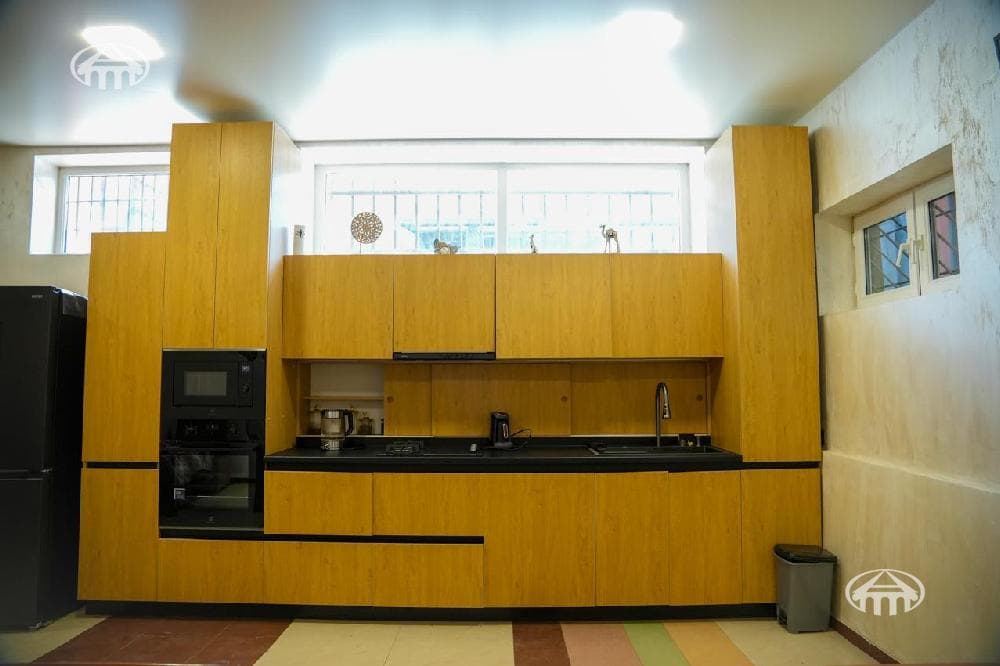 Особняк · 5 комн. · 185 м² · Птгни