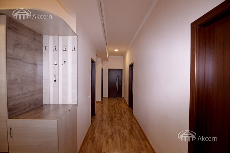 Apartment · 3 rooms · 105 m² · Kanaker-Zeytun