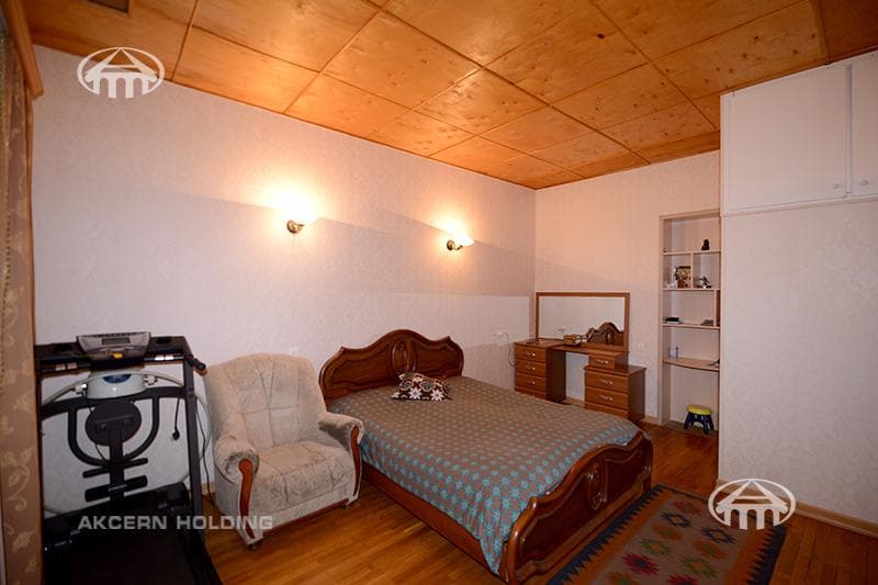 House · 4 rooms · 119 m² · Arabkir