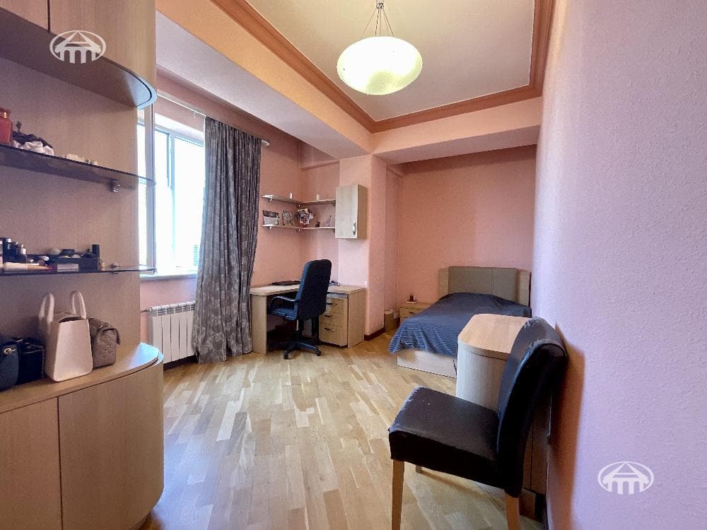 Apartment · 4 rooms · 120 m² · Kanaker-Zeytun