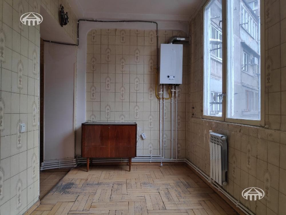 Квартира · 2 комн. · 64 м² · Кентрон