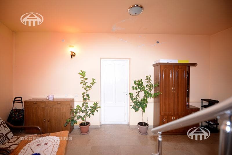 Mansion · 9 rooms · 385 m² · Kanaker-Zeytun