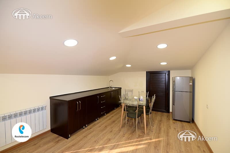 Особняк · 8 комн. · 520 м² · с. Ариндж