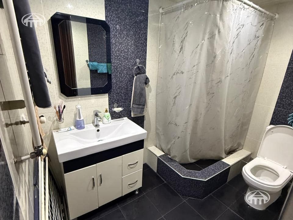 Квартира · 3 комн. · 84 м² · Давташен