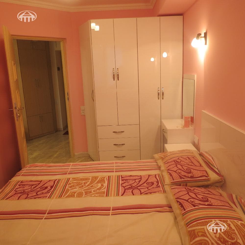 Квартира · 2 комн. · 45 м² · Кентрон