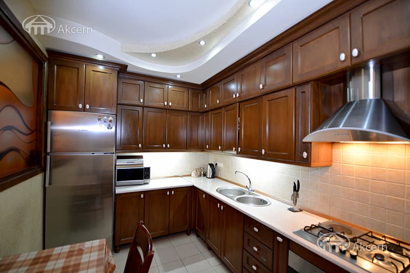 Квартира · 4 комн. · 173 м² · Кентрон