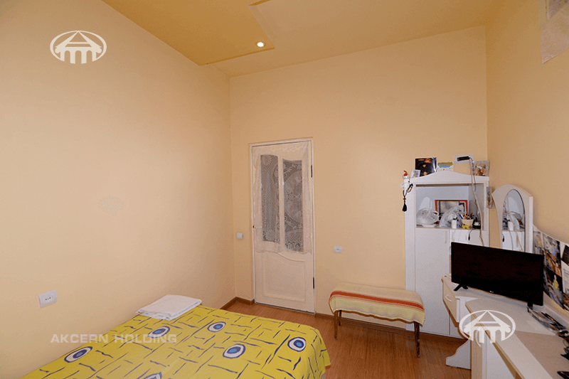 Квартира · 5 комн. · 164 м² · Кентрон