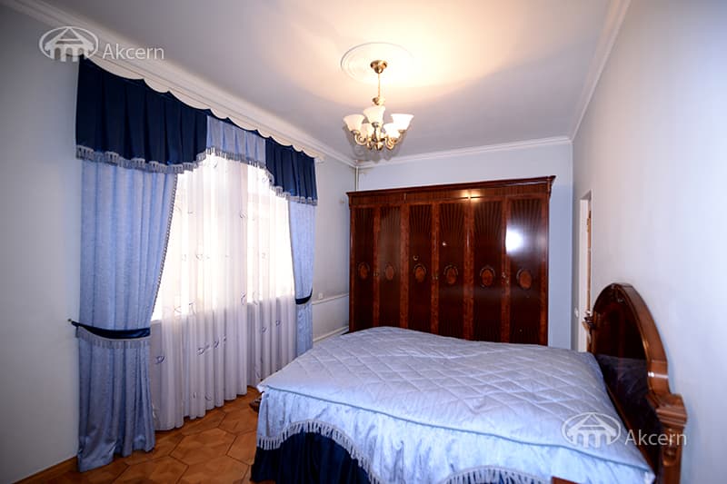 Mansion · 9 rooms · 777 m² · Malatia-Sebastia