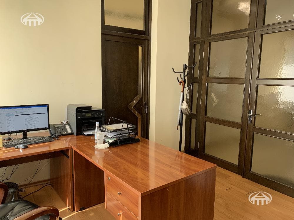Office · 520 m² · Arabkir