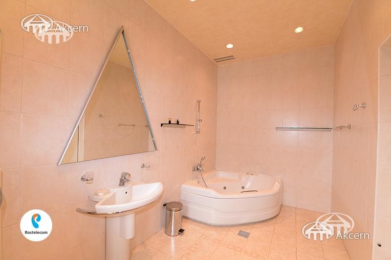 Квартира · 4 комн. · 179 м² · Арабкир