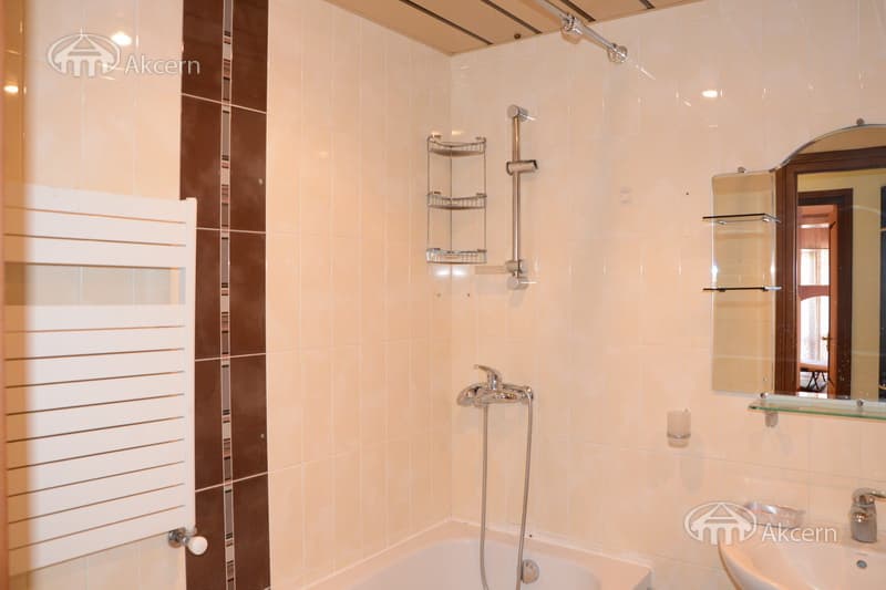 Квартира · 2 комн. · 75 м² · Кентрон
