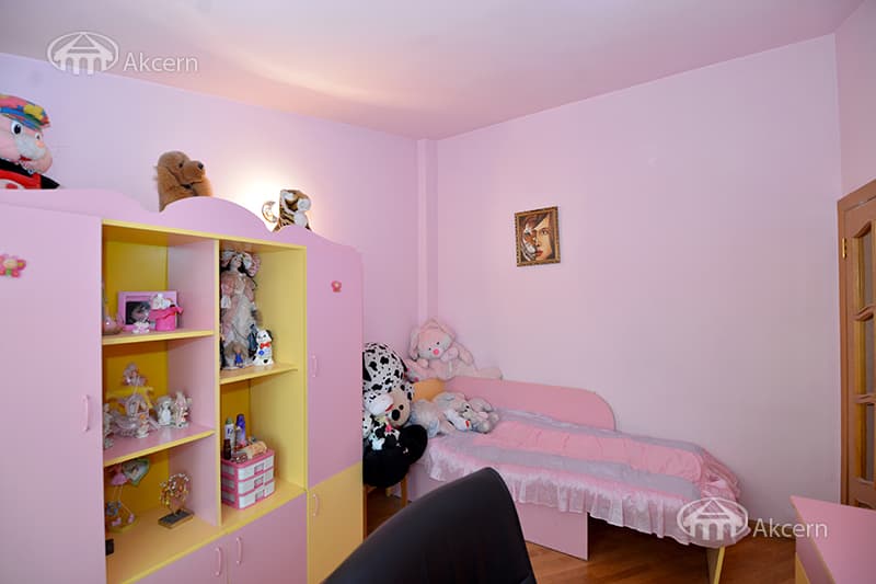 Apartment · 6 rooms · 234 m² · Arabkir