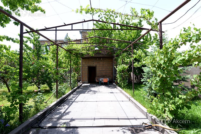 Особняк · 6 комн. · 600 м² · Нор Гехи