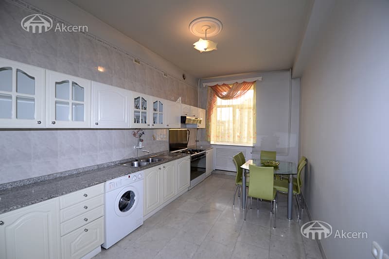 Mansion · 9 rooms · 777 m² · Malatia-Sebastia